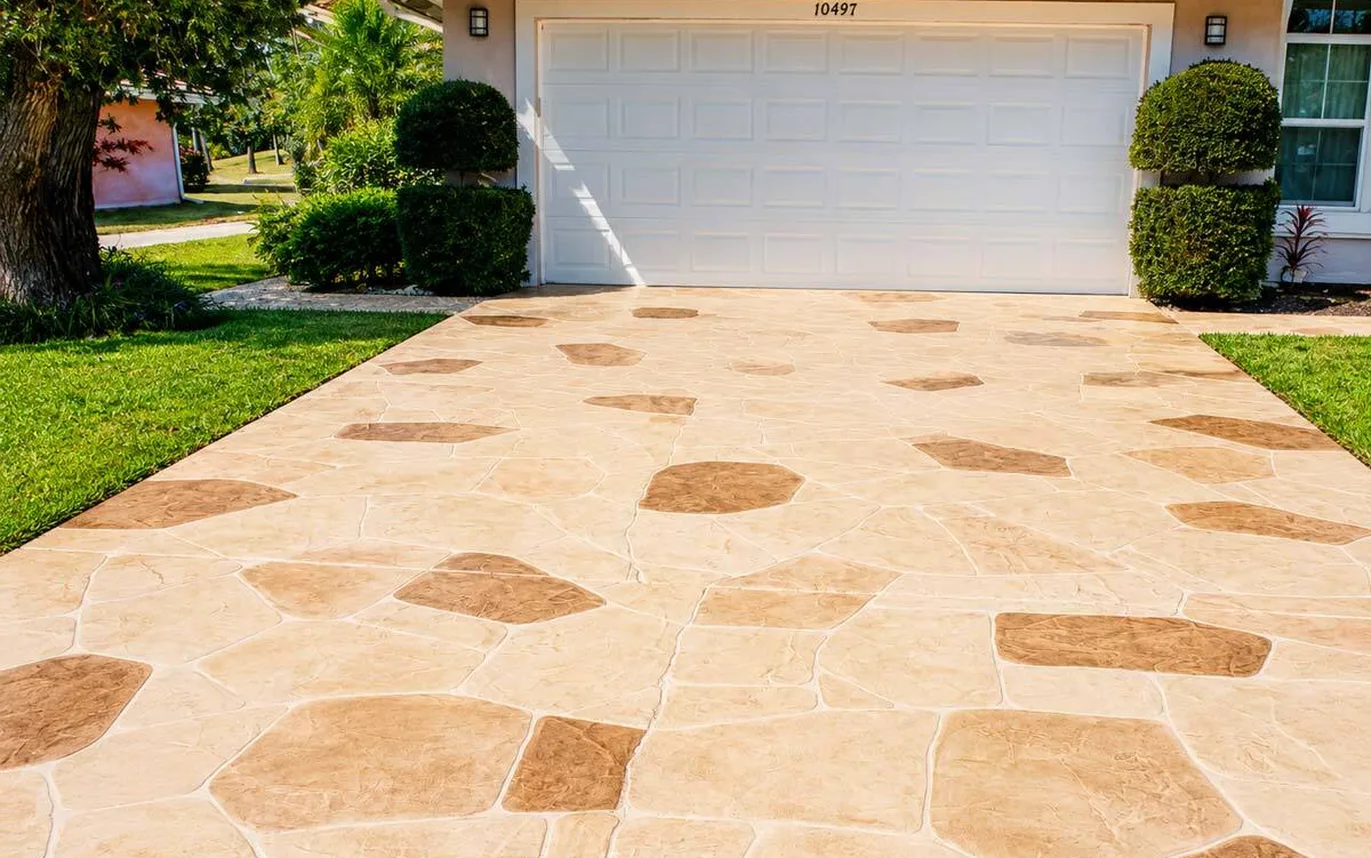 Decorative concrete overlay around a pool